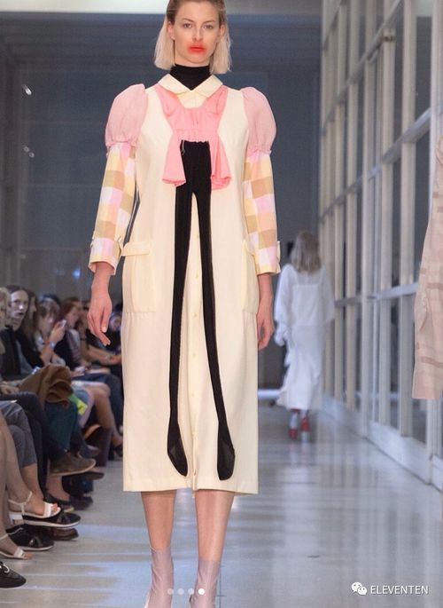 2020安特衛(wèi)普皇家藝術(shù)學(xué)院服裝設(shè)計(jì)碩士線(xiàn)上虛擬畢業(yè)大秀 紡織品的創(chuàng)新維度